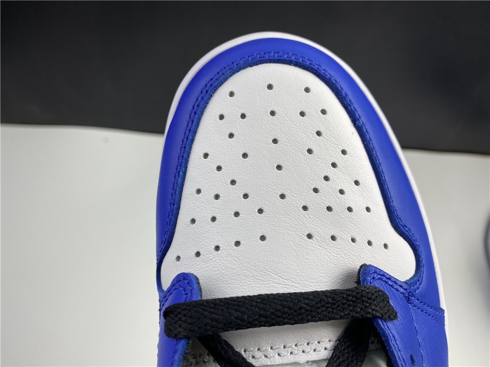 Air Jordan 1 Mid SE Game Royal CV0152-401